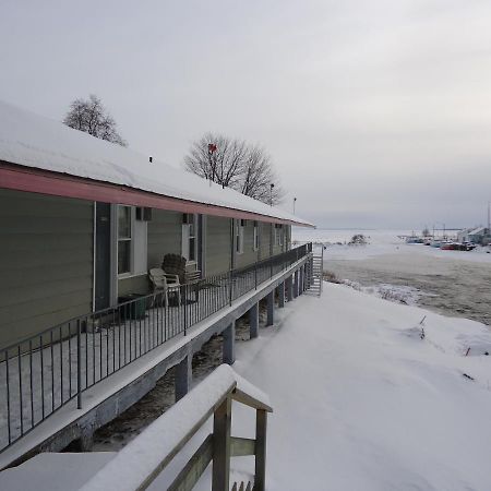 Old Mill Motel Blind River Exterior photo