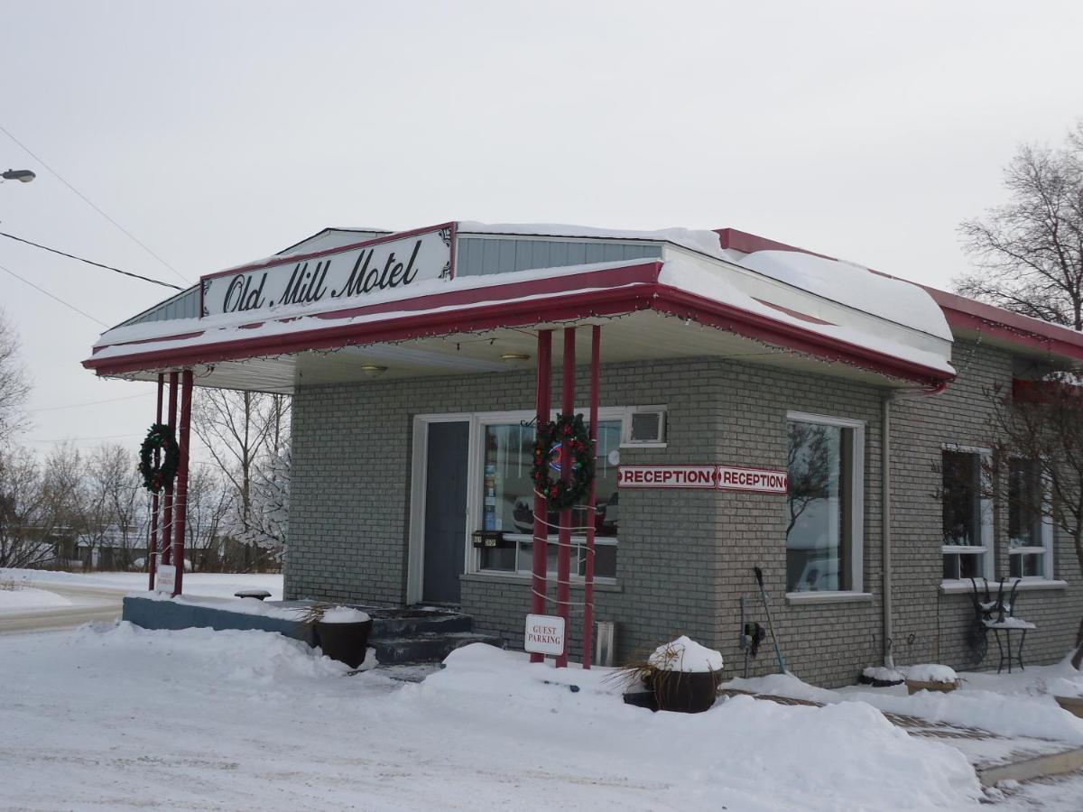 Old Mill Motel Blind River Exterior photo