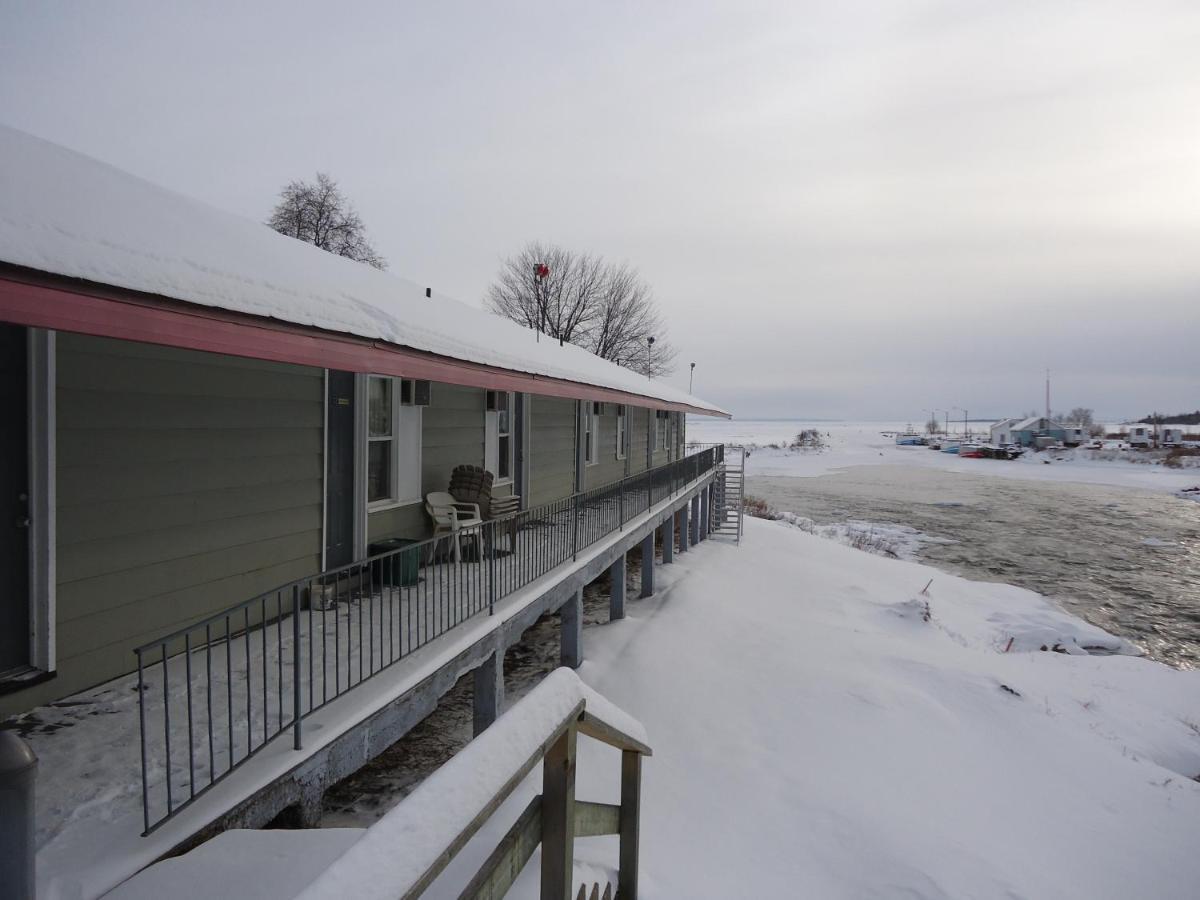 Old Mill Motel Blind River Exterior photo